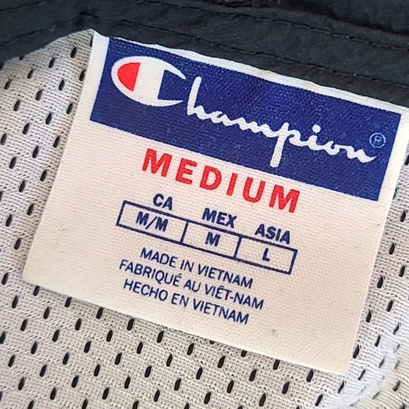 Vintage 90s Champion Spellout Logo Large Print Sleeve Windbreaker Hoodie  Size M - Picture 15 of 16